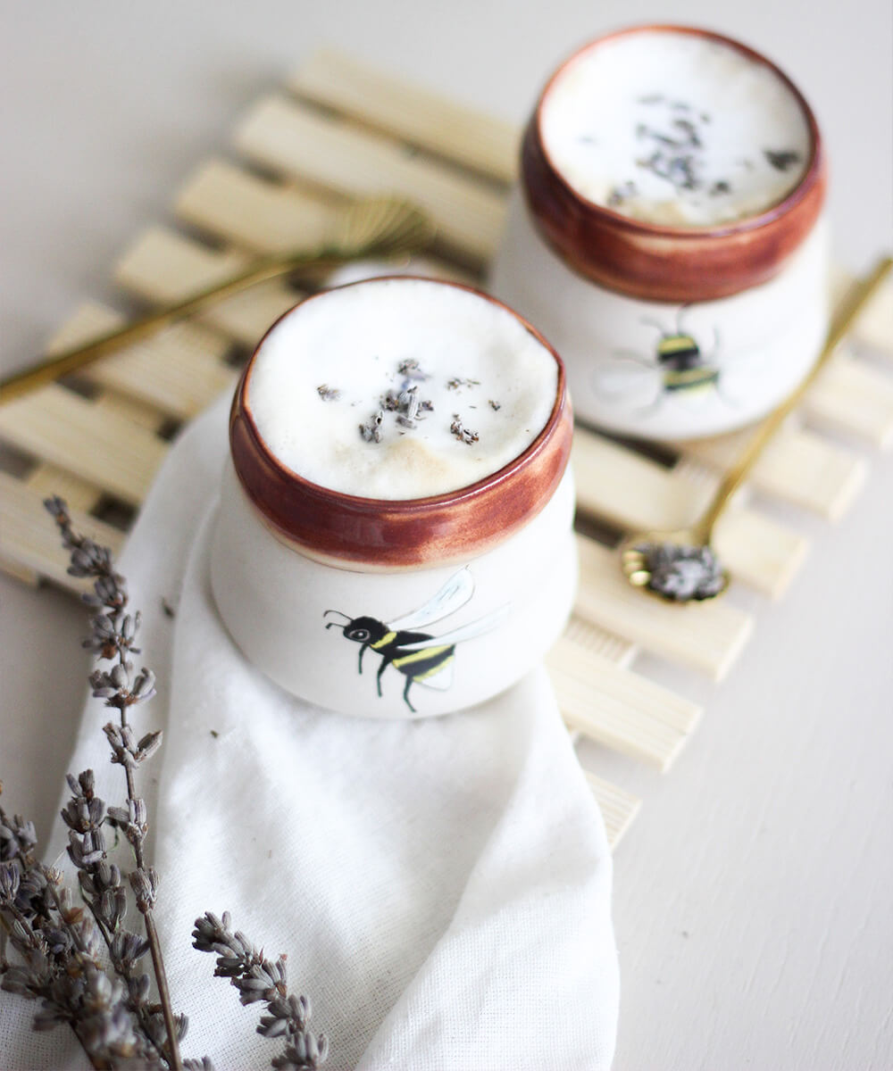 Bee Serisi Parlak Stoneware Fincan - Görsel 3